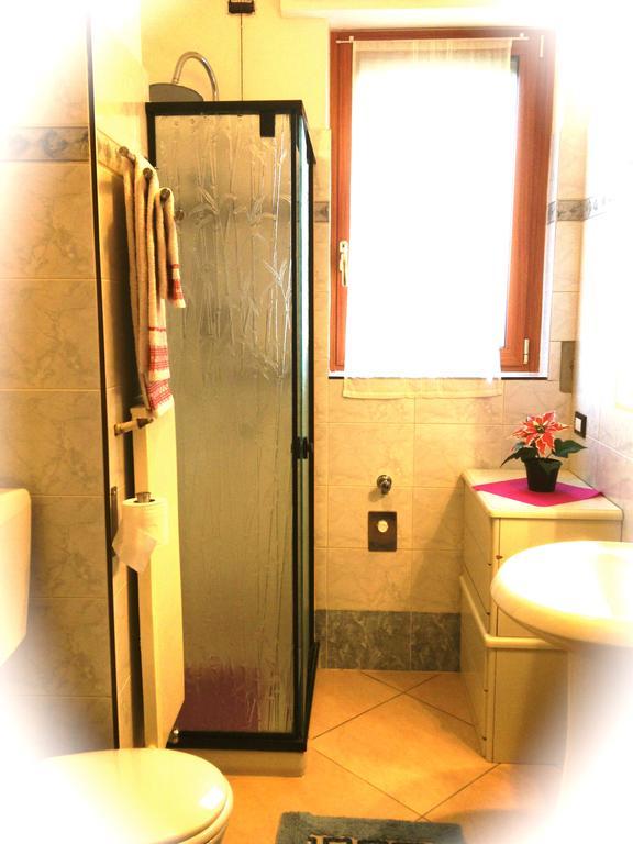 Top Suit Centro - Guest House Brugherio Room photo